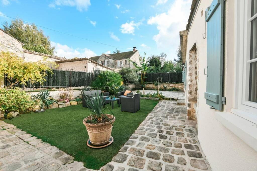 Instant Fleury, Studio Cosy Avec Jardin Secret Barbizon Bagian luar foto
